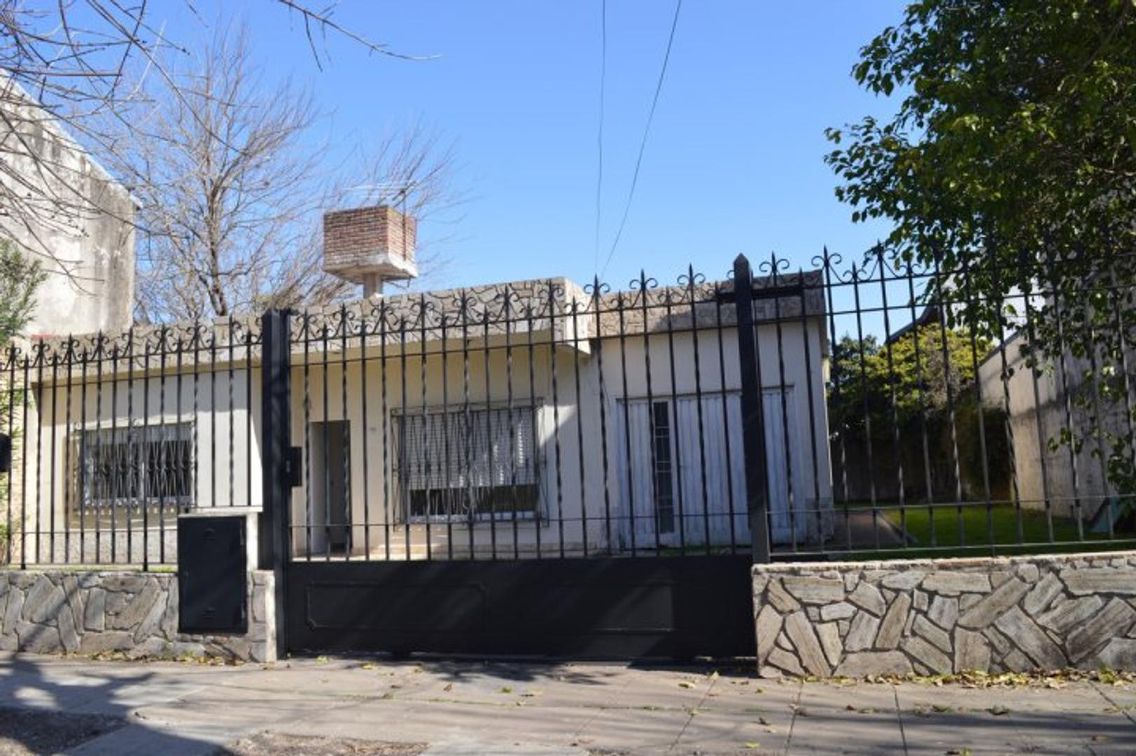 Casa En Venta En Ituzaingó Norte