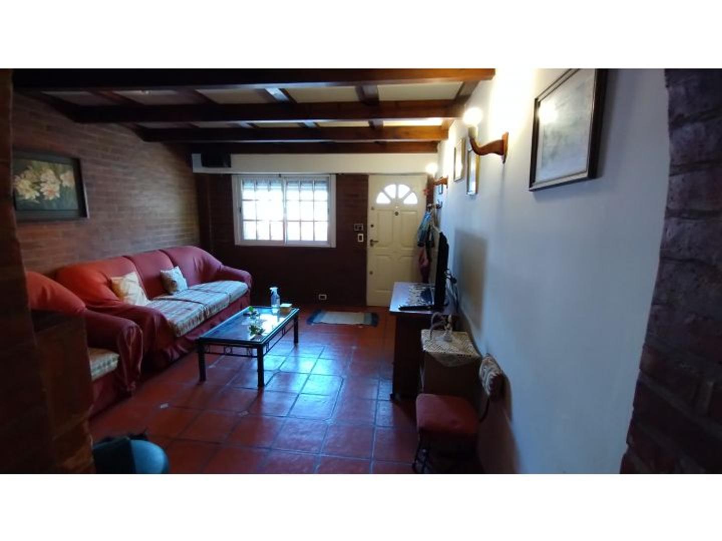 Casa en Venta en Moron, USD 230.000