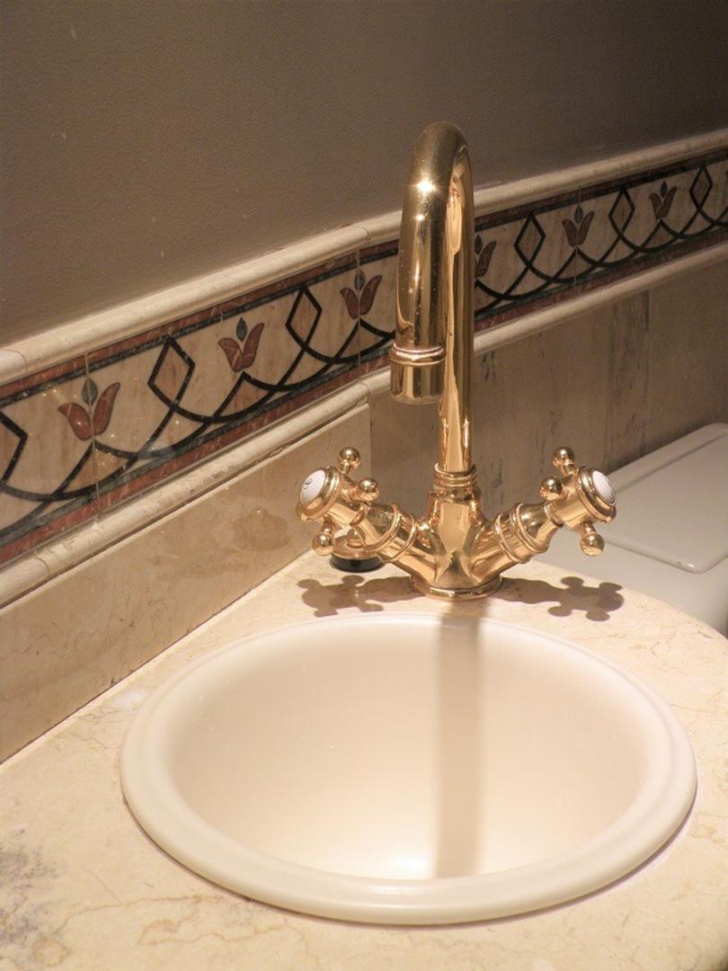 TZA LyC esc 4/5 dor (suite) 3 bñs toil p-room coc c/drio dep