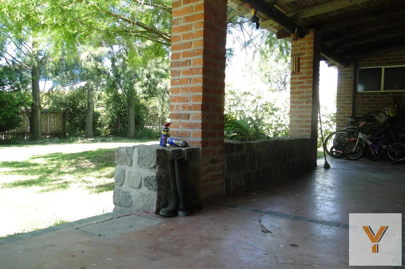Casa en venta - 3 Dormitorios 3 Baños - San Vicente
