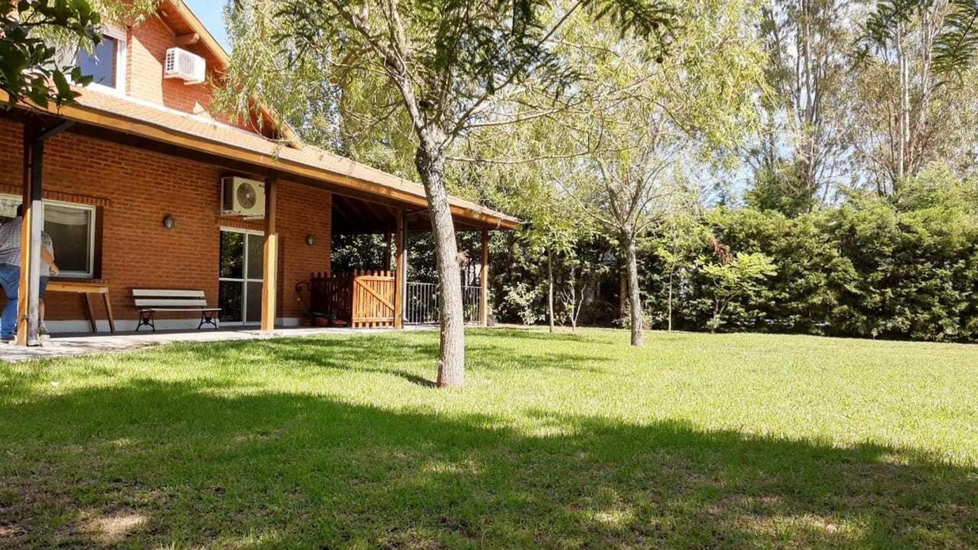 Casa en Venta de 5 dormitorios