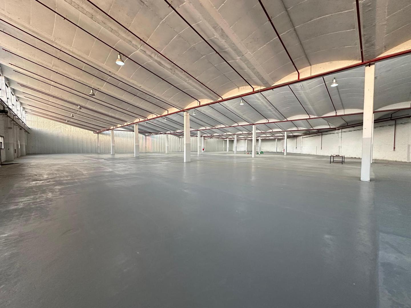 Depósito en alquiler 4.300 m2 - Pompeya - Deposito Logistico