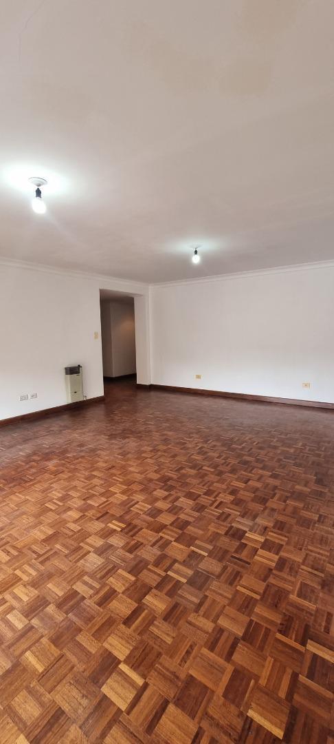 Departamento en Alquiler de 4 ambientes