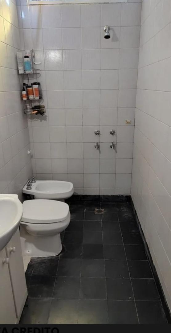 VENDO CASA DE DOS DORM. B °GRAL BUSTOS