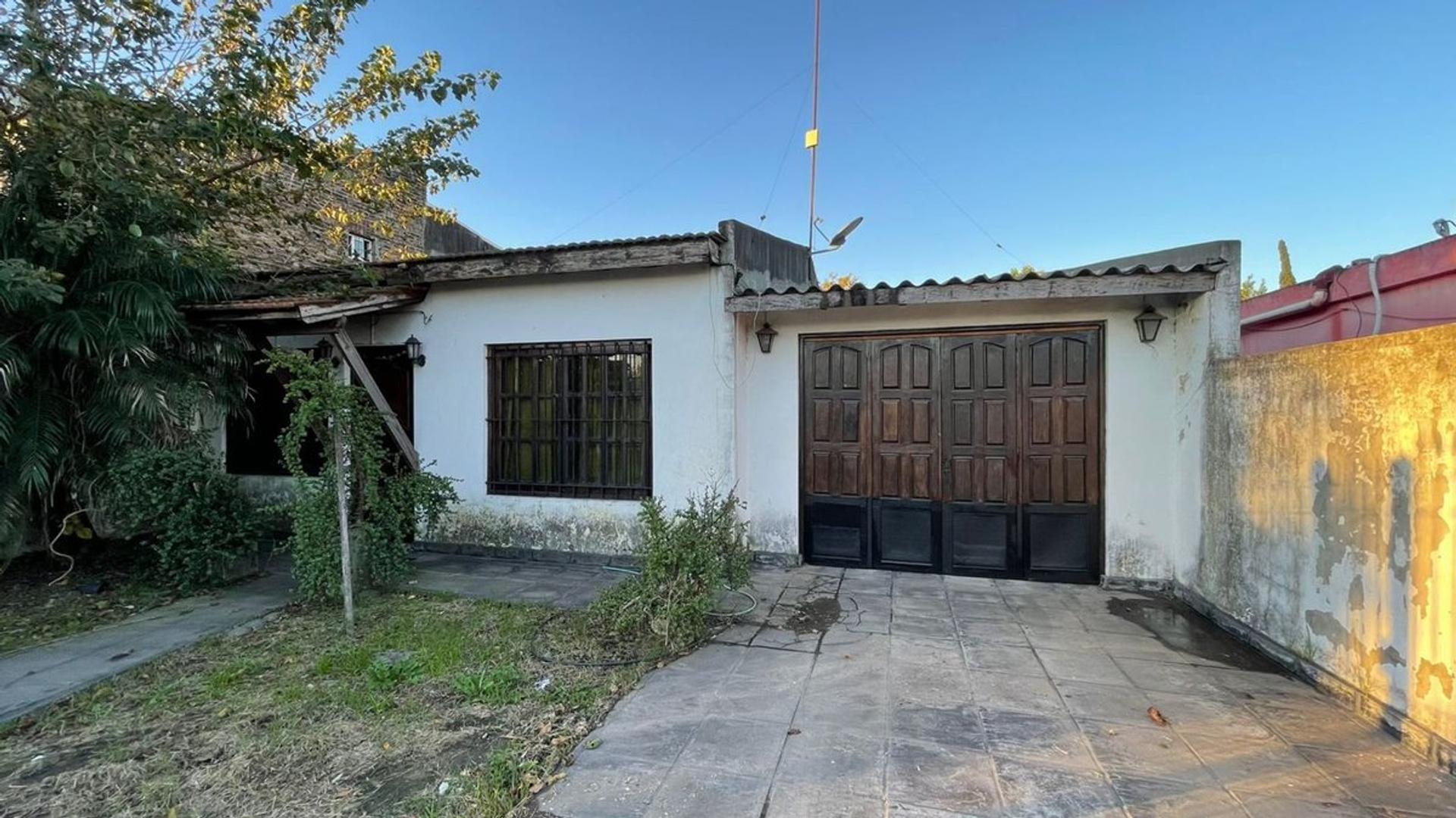 VENTA CASA EN JOSÉ C. PAZ