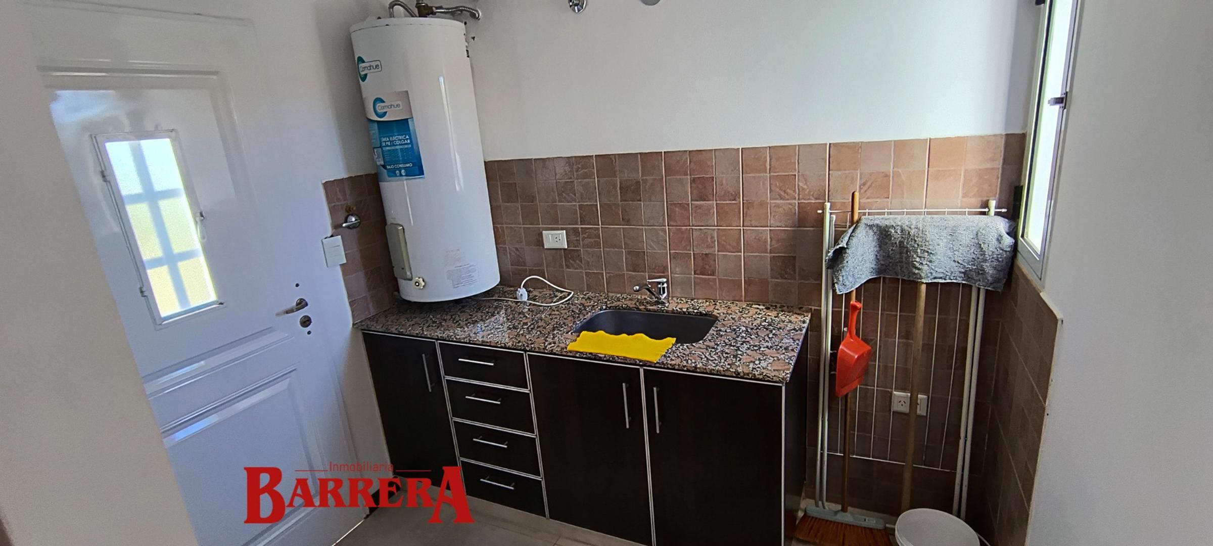 Casa en Alquiler Temporal con 1 cochera