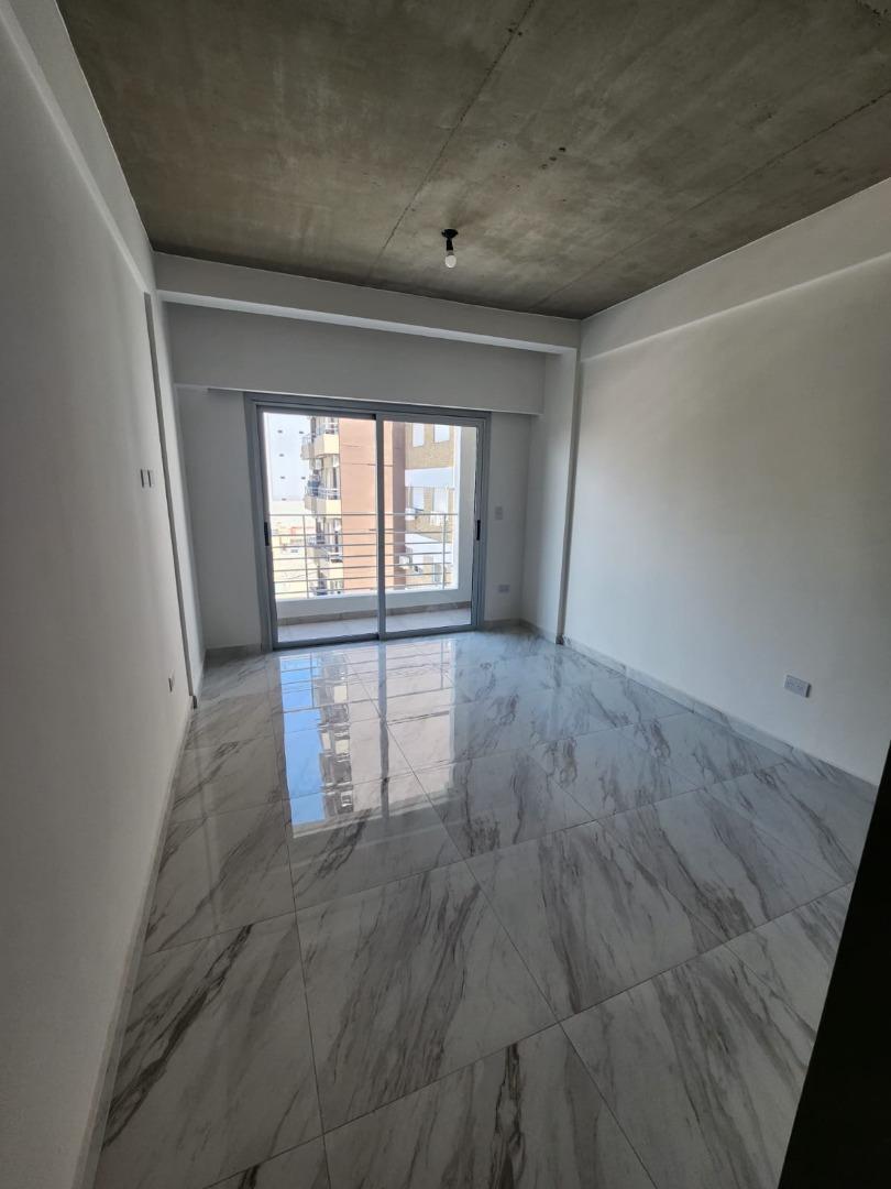 Martin Fierro 300, Piso 3