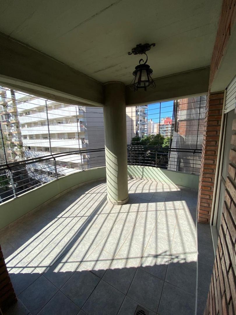 Alquier depto 2 dormitorios con cochera opcional (+$120.000)