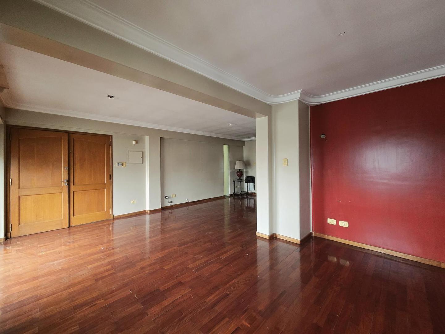 Departamento 6 ambientes con 3 baños