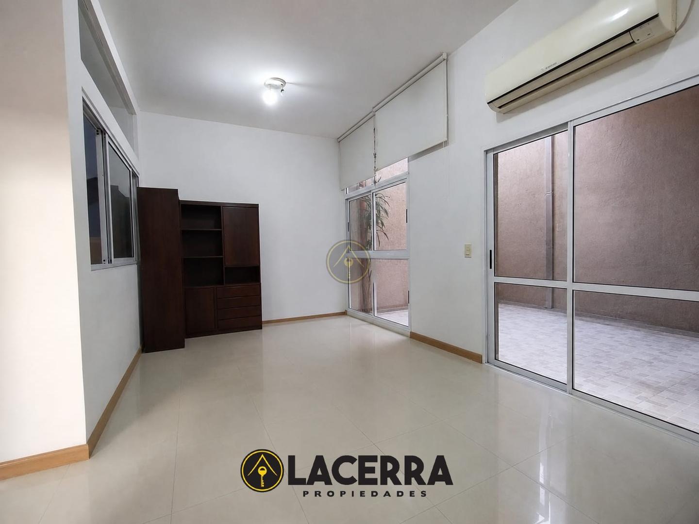 Depto Tipo Casa en Alquiler en Chilavert, $ 850.000