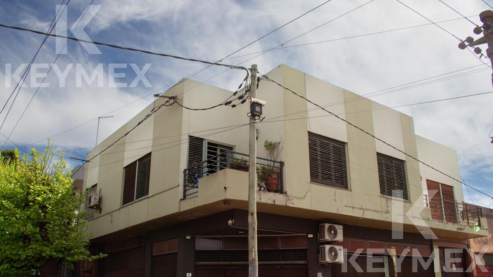 Departamento de 3 dormitorios en Venta, Los Hornos