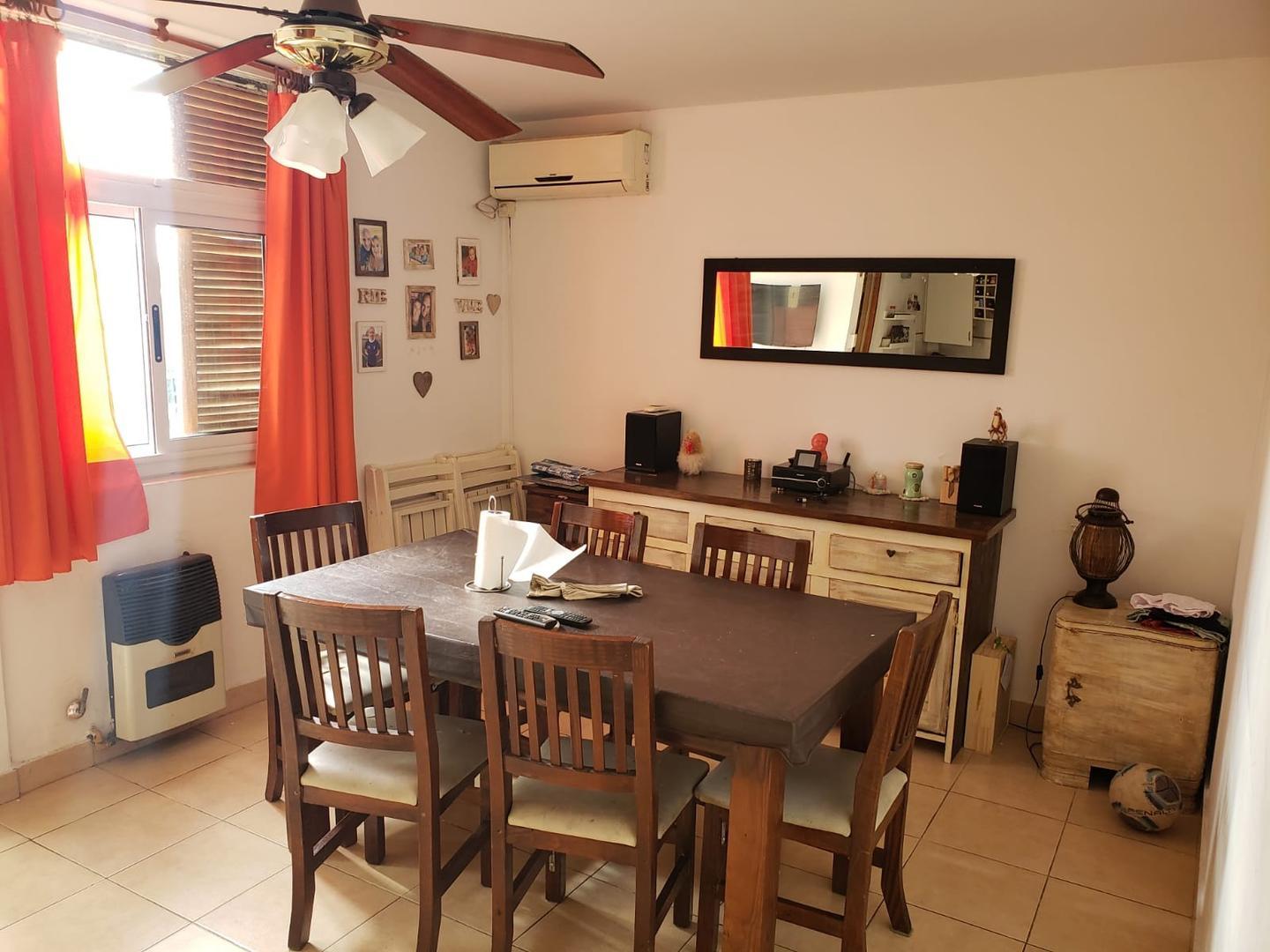 Avenida Italia 600 , Piso 2