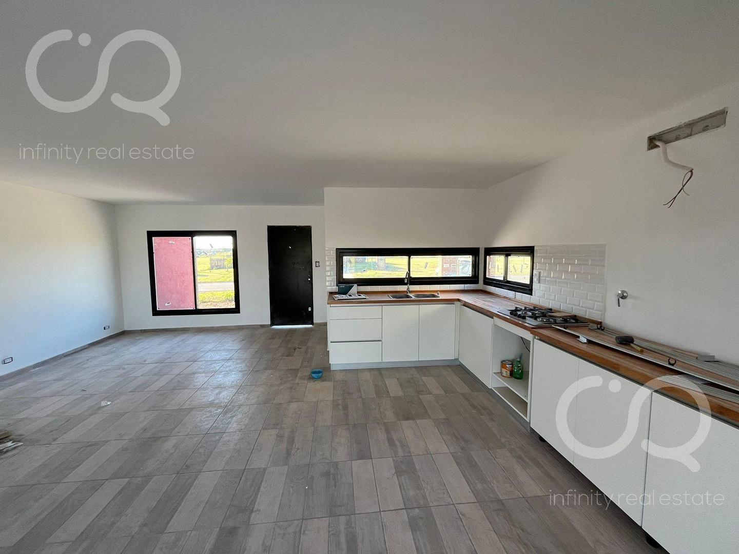 Casa 3 ambientes con 1 baño