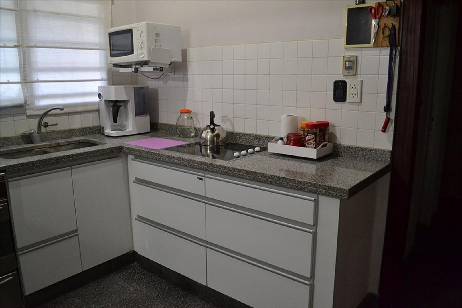 CALLE 451 EQUINA 23 2700