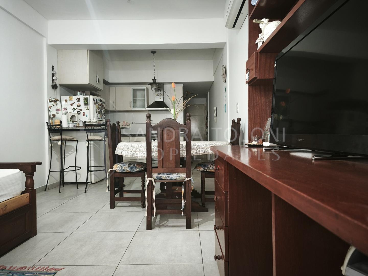 Departamento 2 ambientes con 1 baño