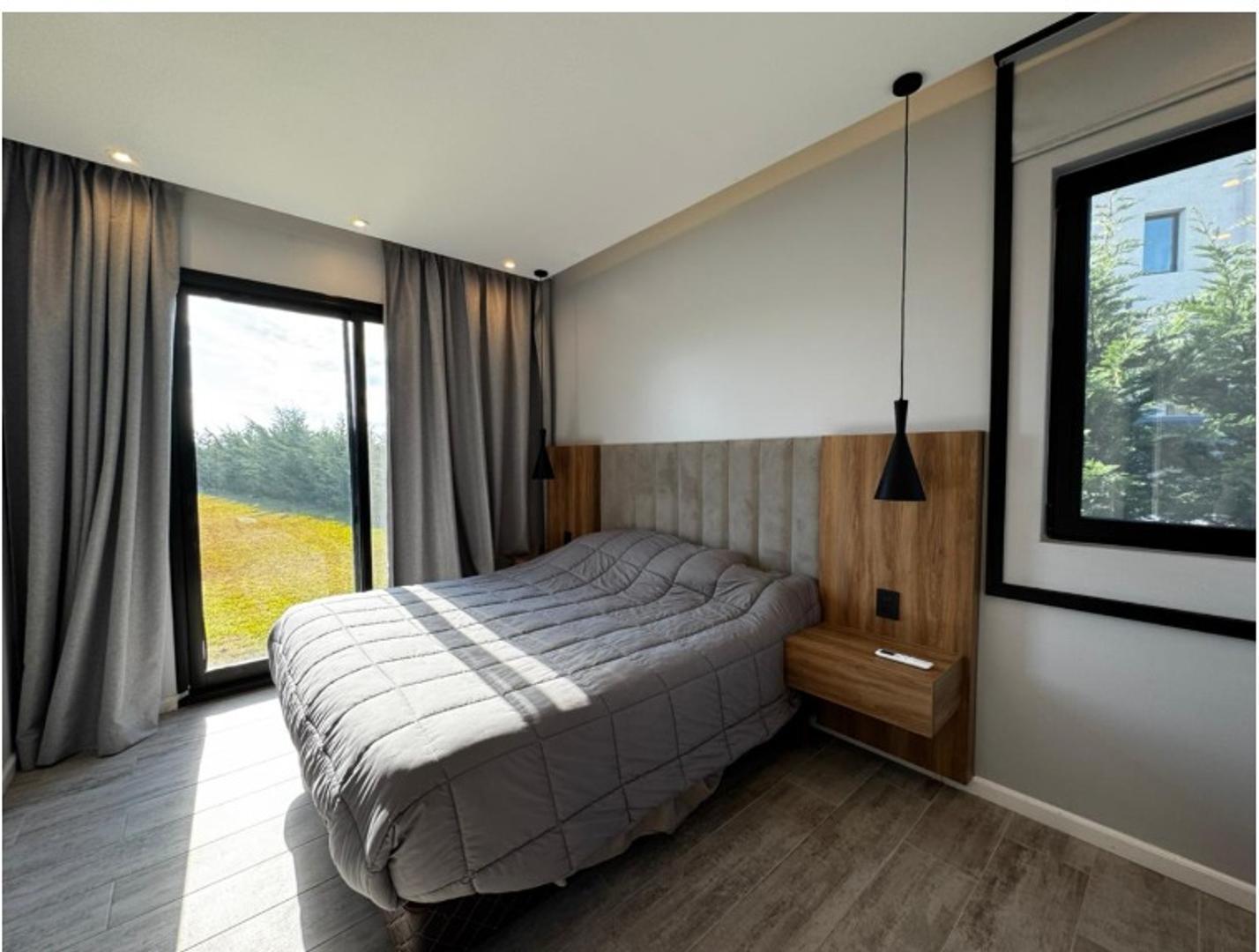 Casa en Alquiler de 4 dormitorios