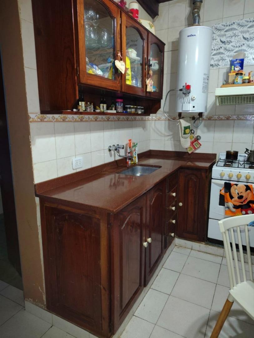 Casa 3 ambientes con 1 baño