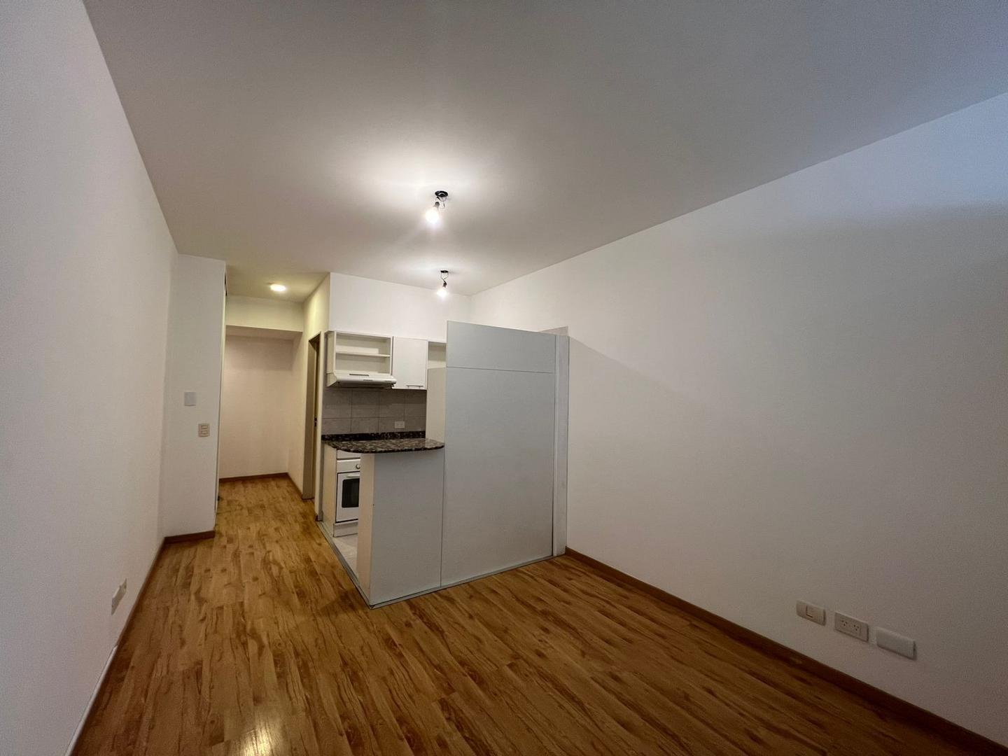 Departamento en Alquiler en Belgrano, $ 650.000