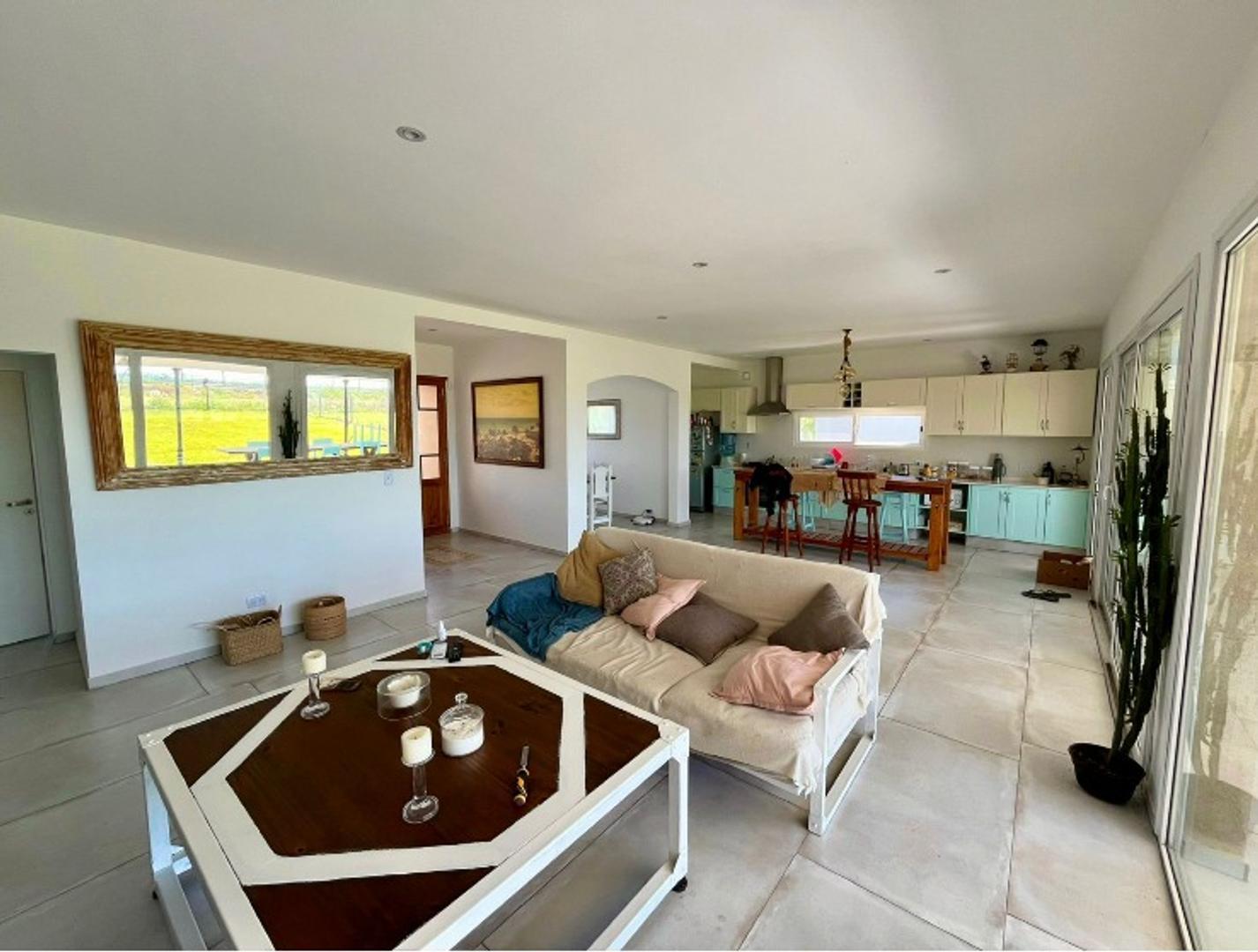 Casa 3 ambientes con 3 baños