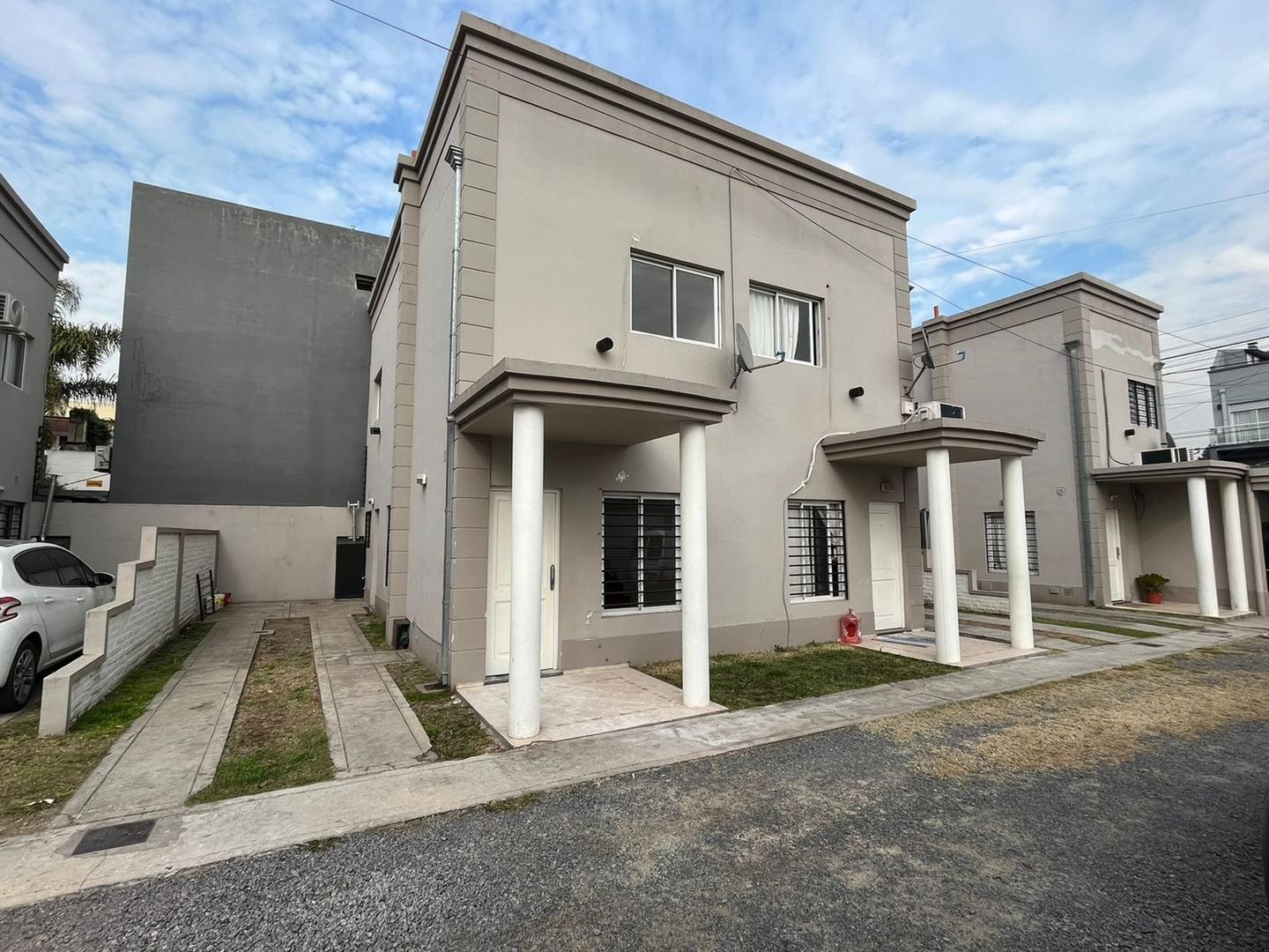 ALQUILER DUPLEX 3 AMBIENTES MERLO