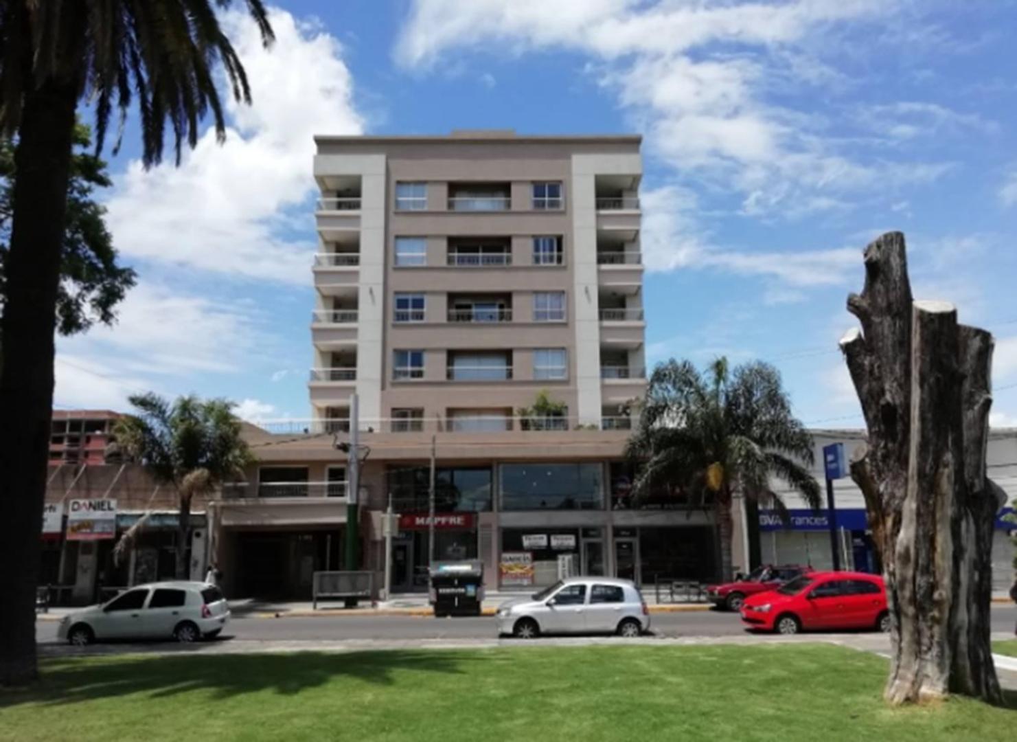 MONOAMBIENTE EN ITUZAINGO SUR