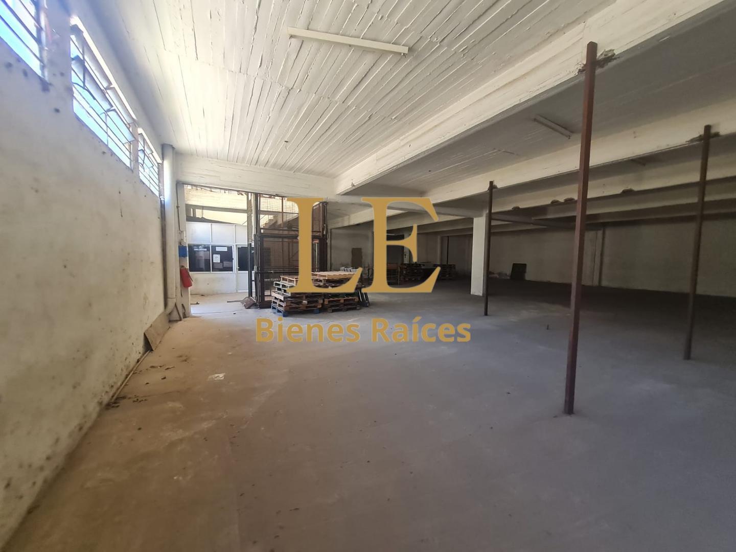 Galpon en Alquiler, FOT 1,2