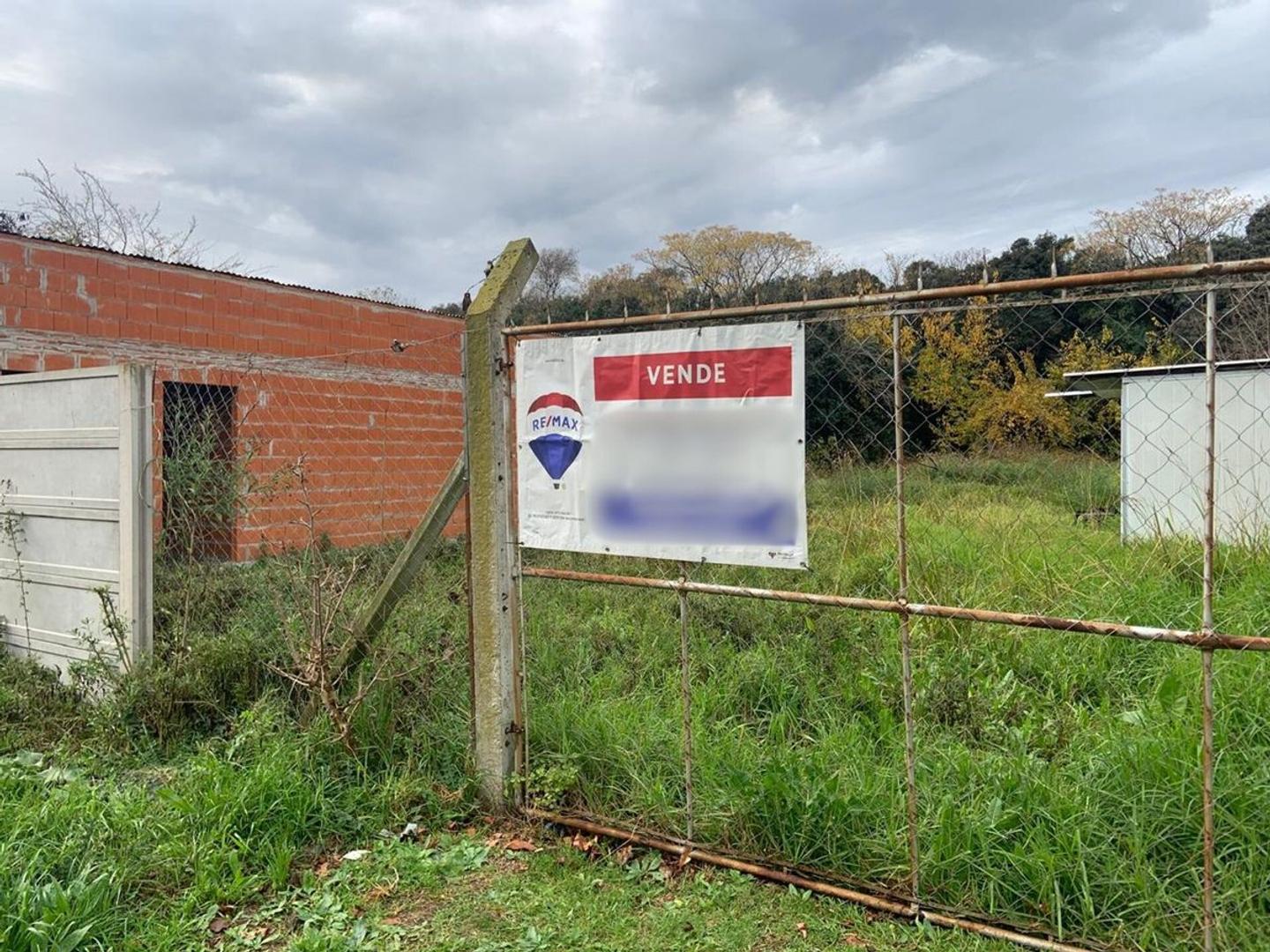 Oportunidad lote mas casa a terminar Escobar