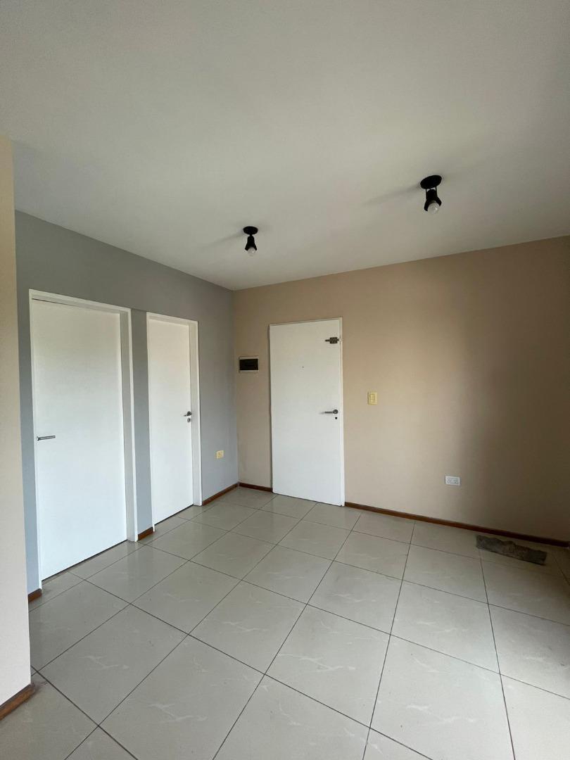 Departamento en Alquiler en Merlo, $ 480.000