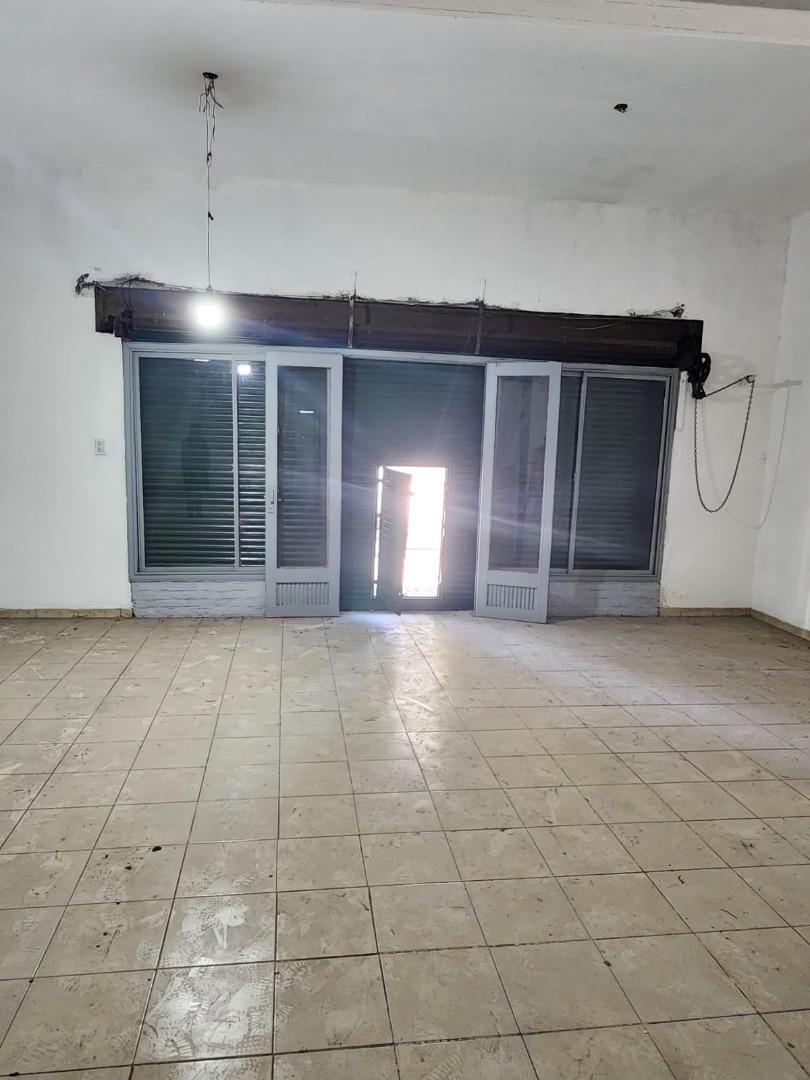 LOCAL EN VENTA CRISOLOGO LARRALDE 5118 VILLA DOMINICO