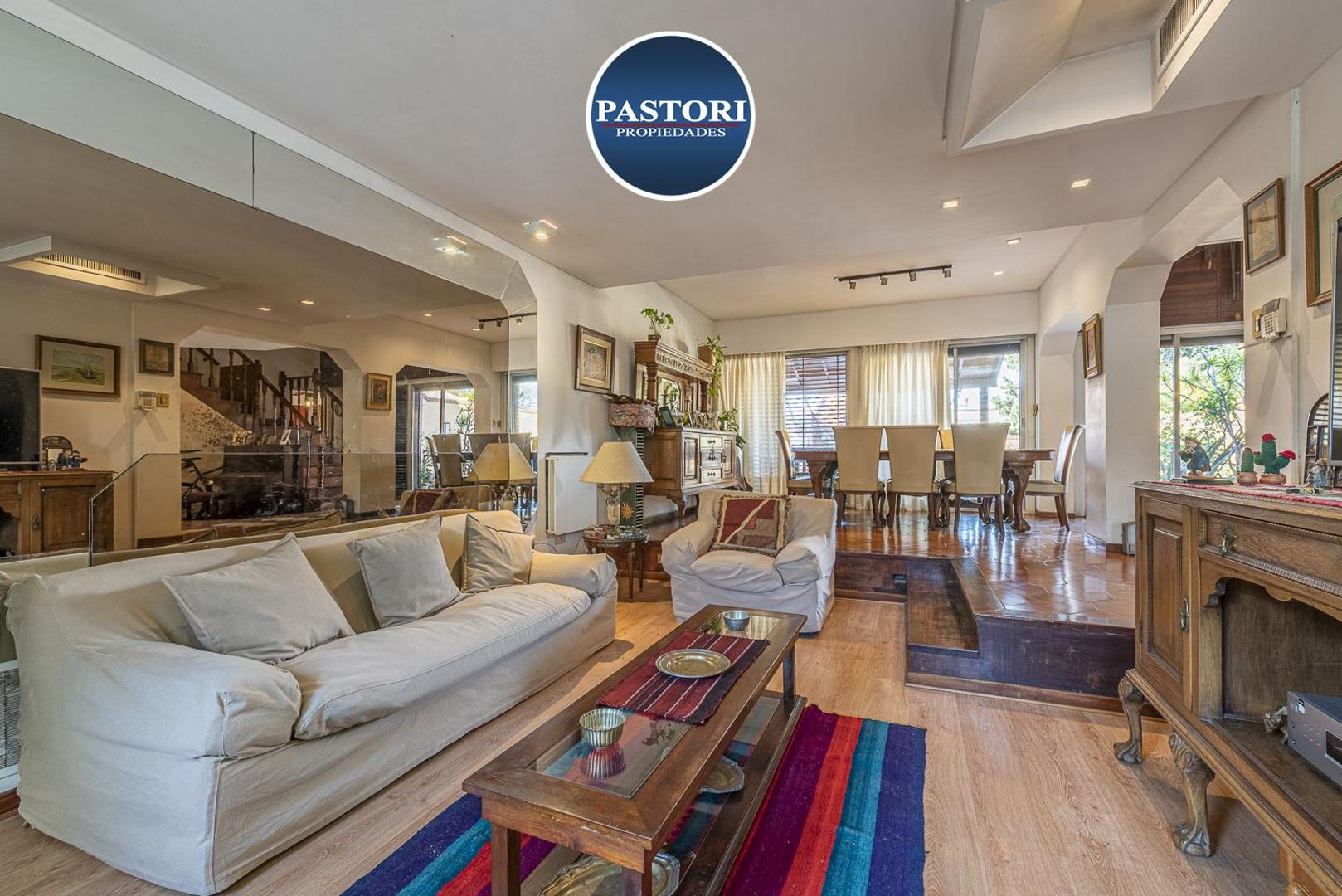 Casa en Venta de 5 dormitorios