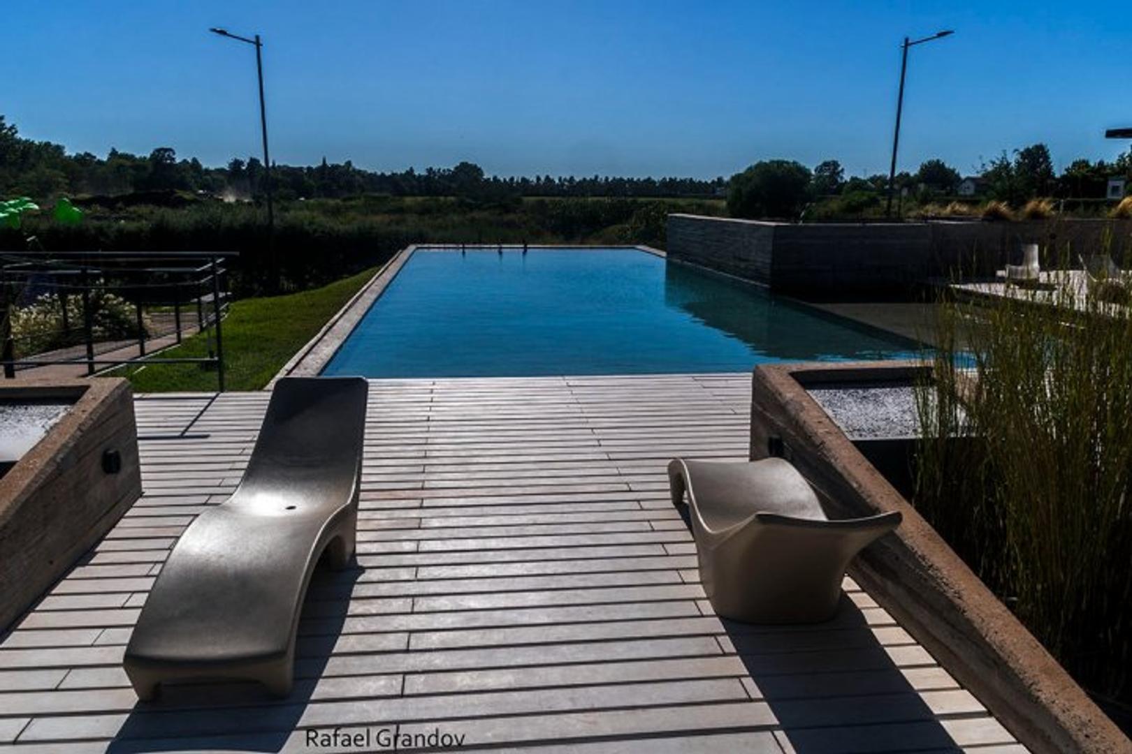 Departamento en Venta en Funes, USD 166.000