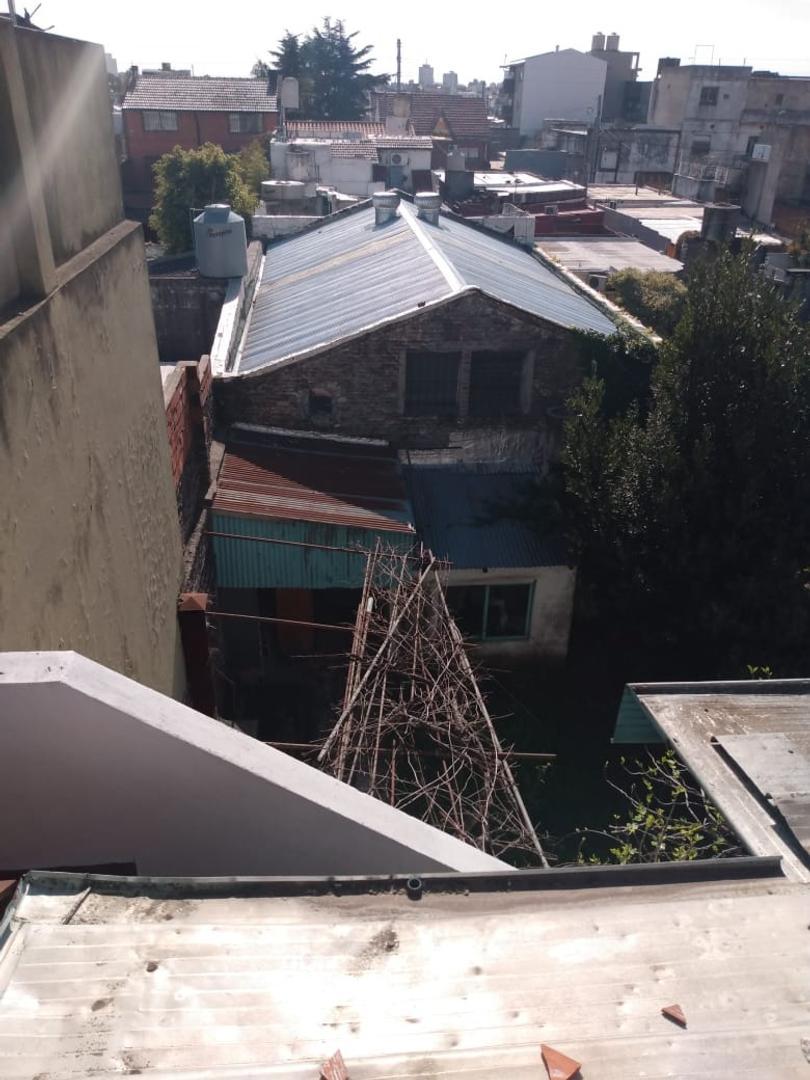 VENTA EN BLOCK.  DEPOSITO + DEPARTAMENTO + LOCAL