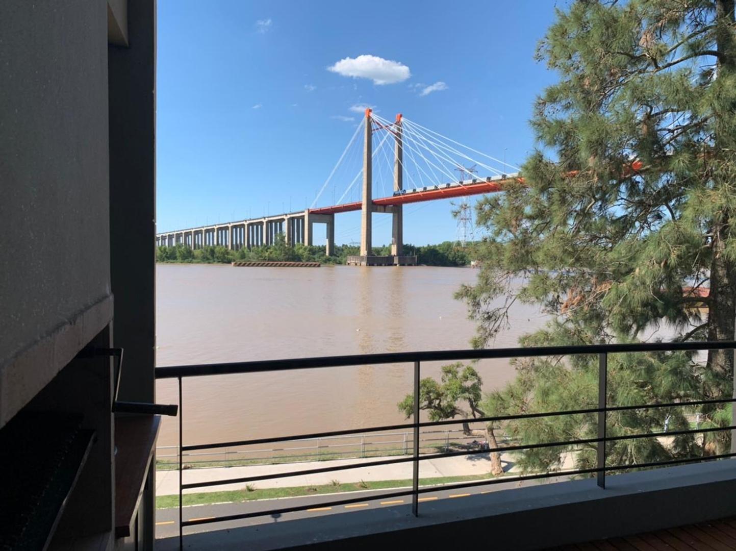 Zarate Chico. Edificio Loft del Rio