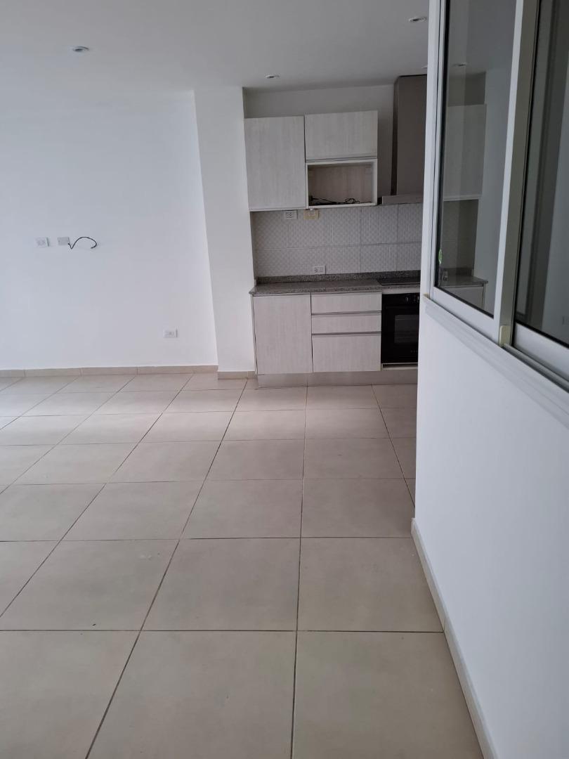 Alte. Brown 1800 , Piso 3