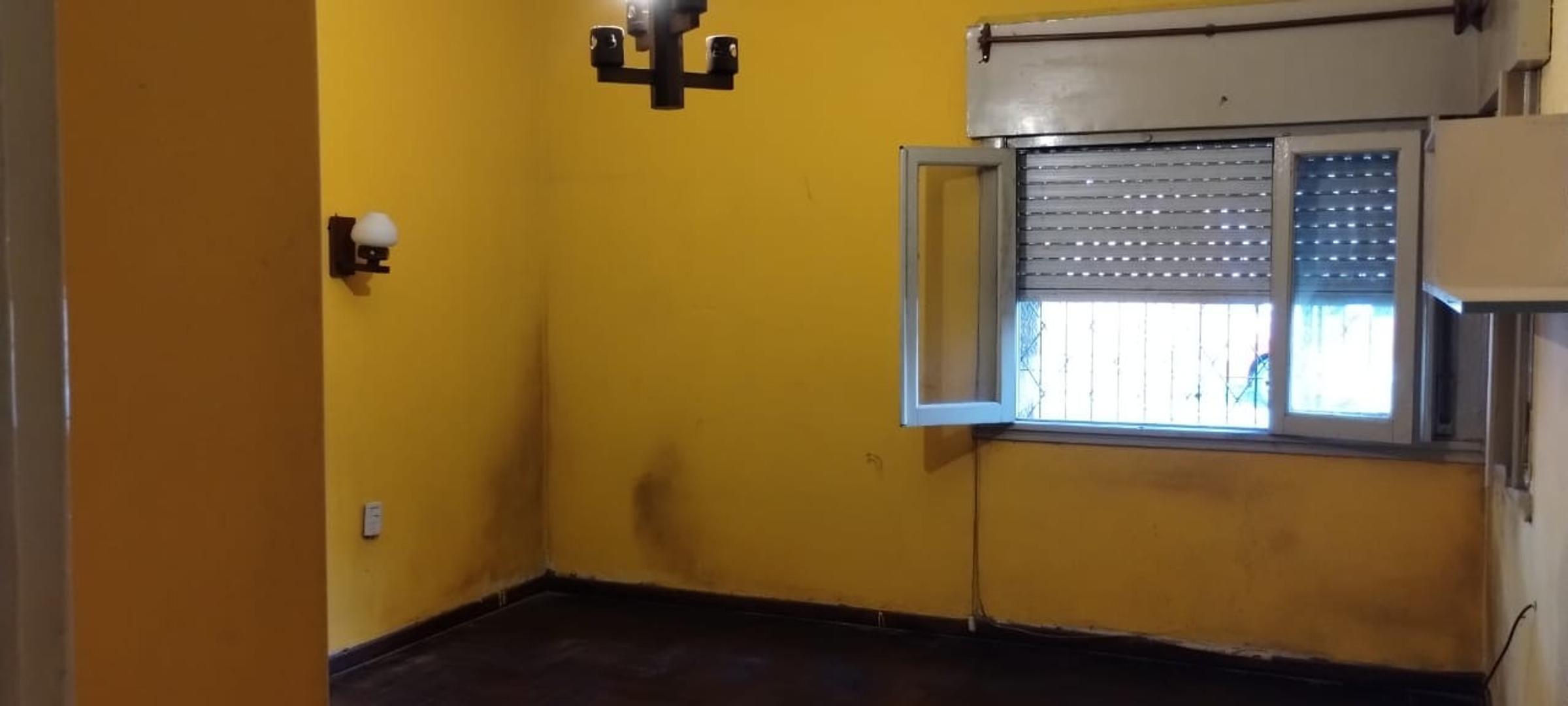 CASA AMERICANA MORON NORTE ZONA PLAZA OESTE