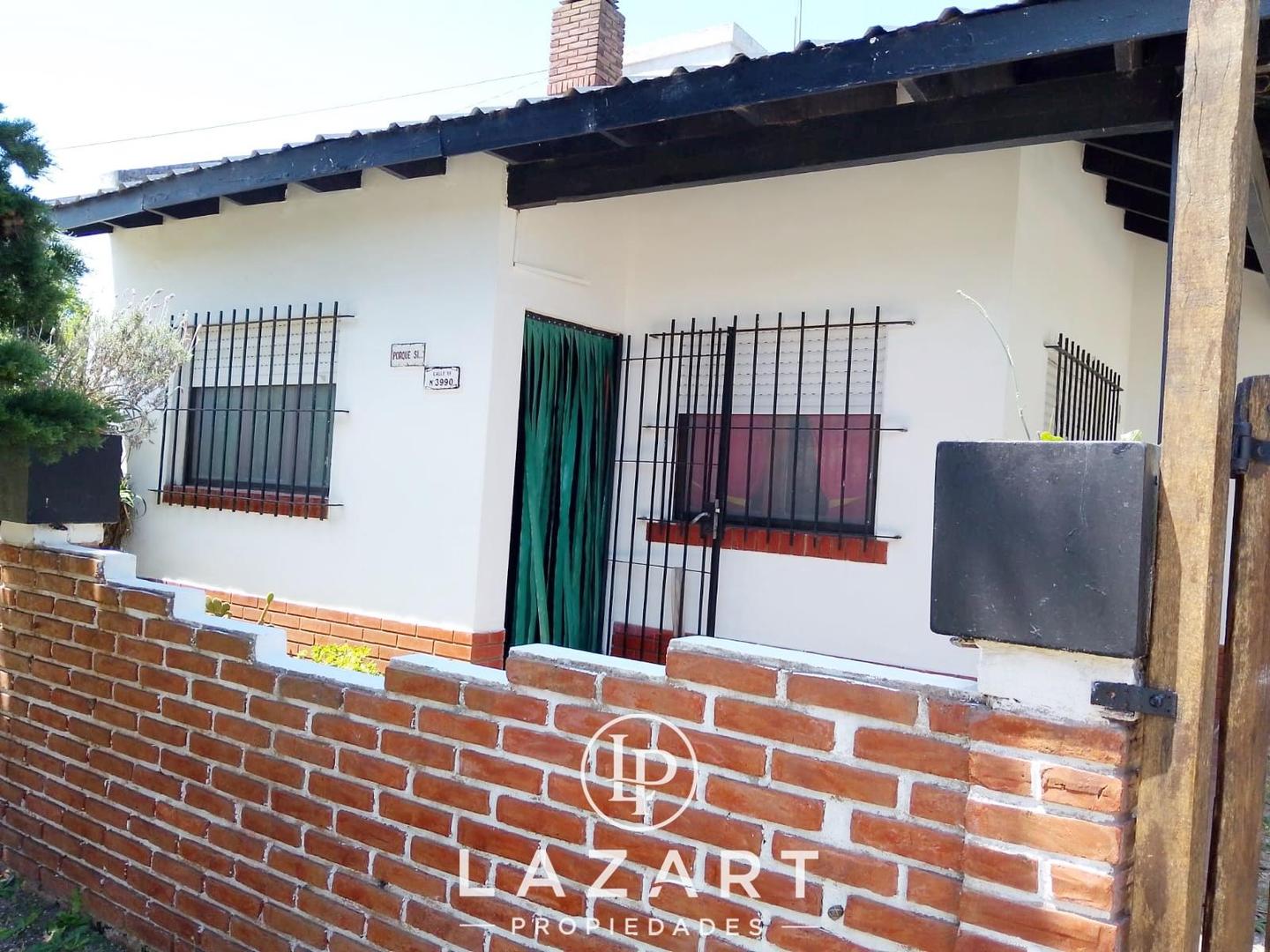 Casa en Venta con 3 cocheras