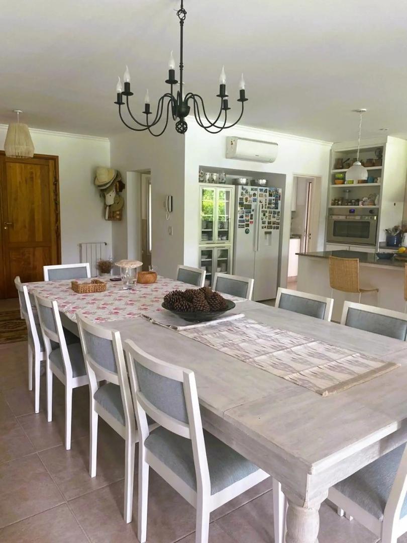 Casa en Venta de 4 dormitorios