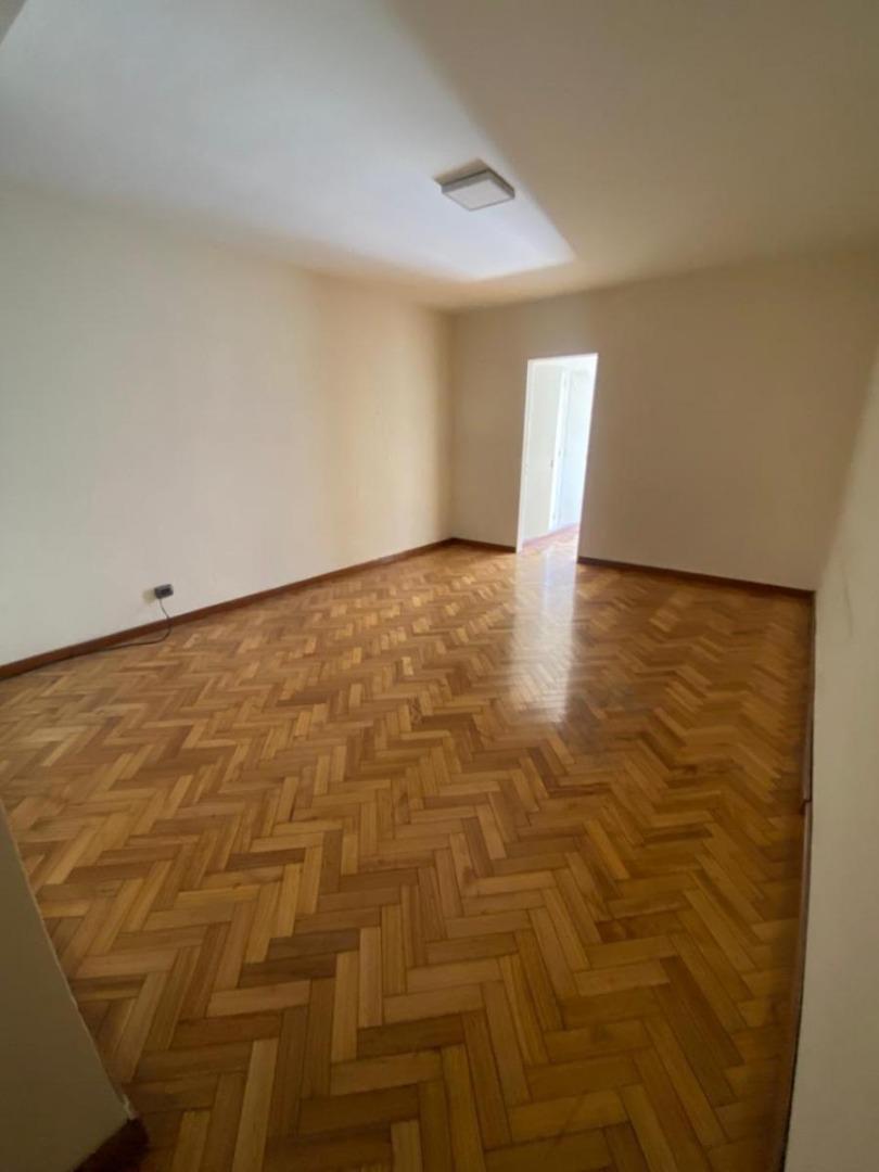 Departamento en Alquiler 60 años