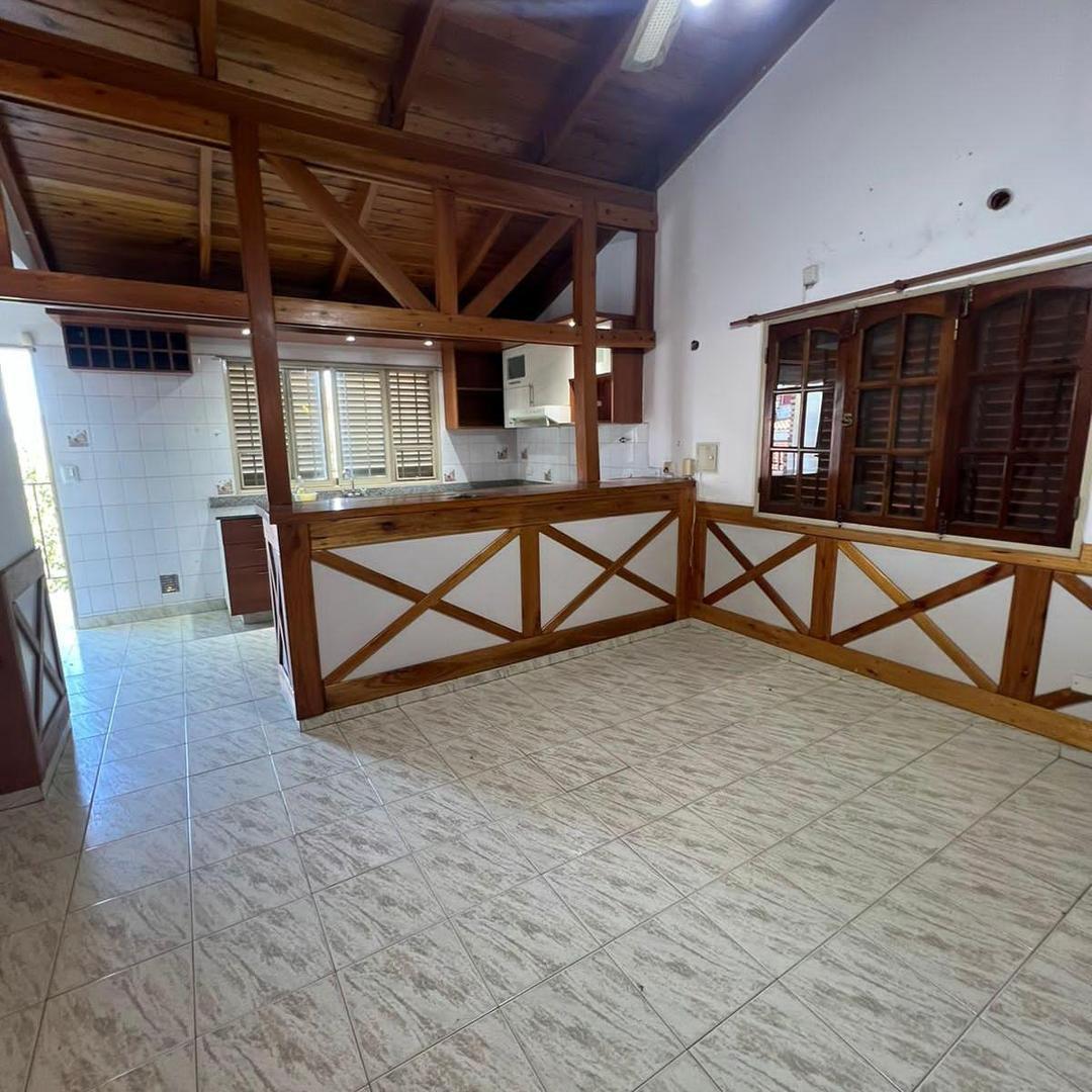 Casa en Venta en Miguel Muñoz, USD 200.000
