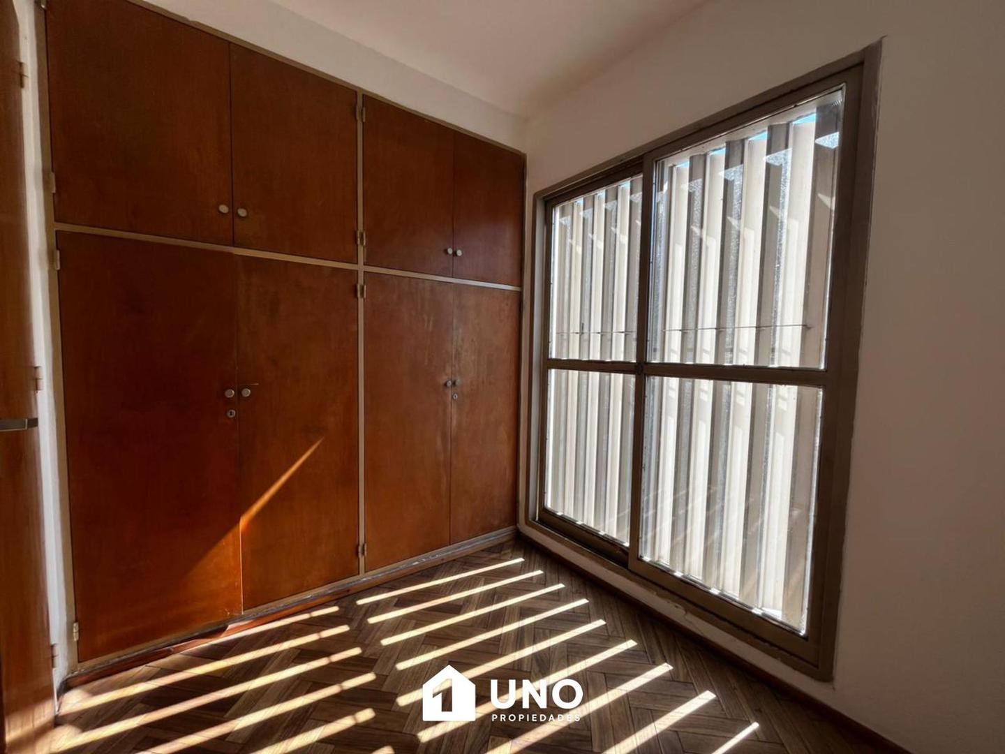 Departamento en Alquiler de 3 dormitorios