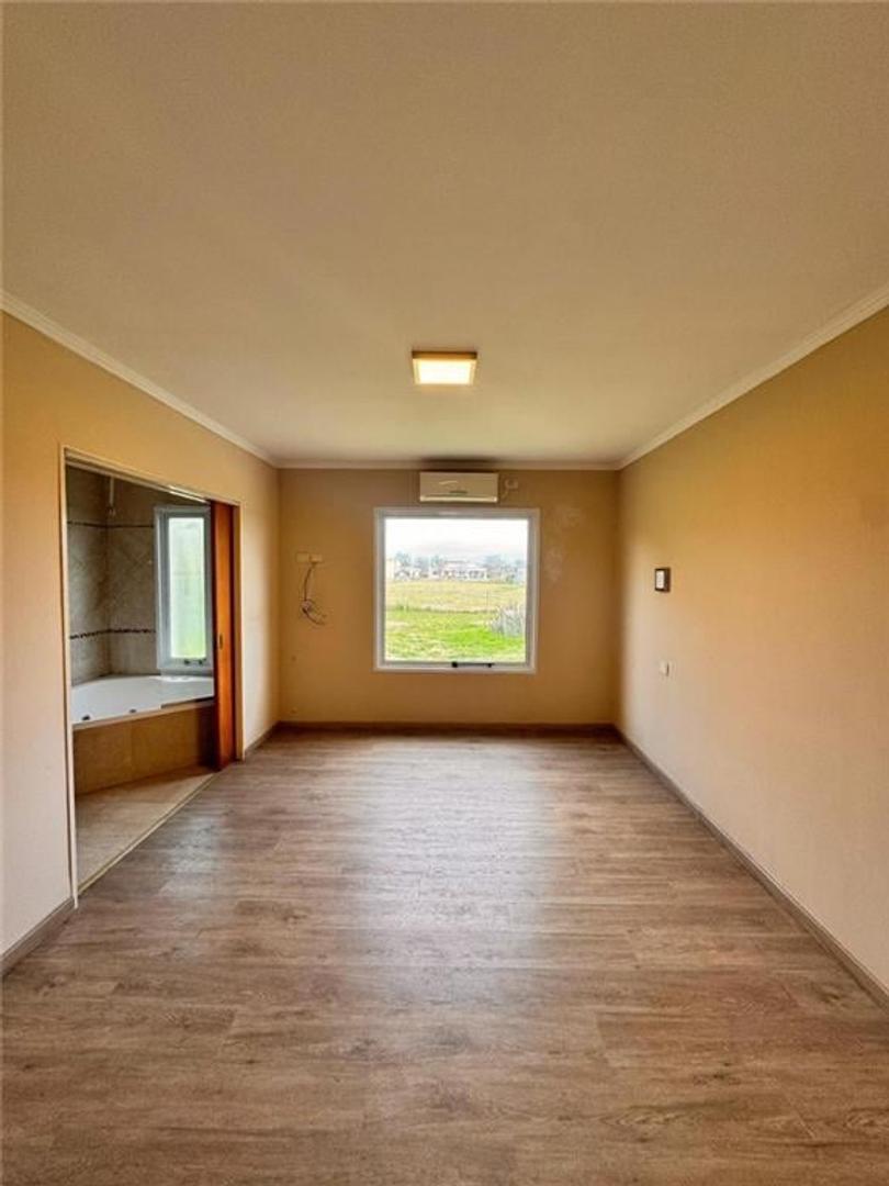 Casa en Venta en La Concepción, USD 390.000