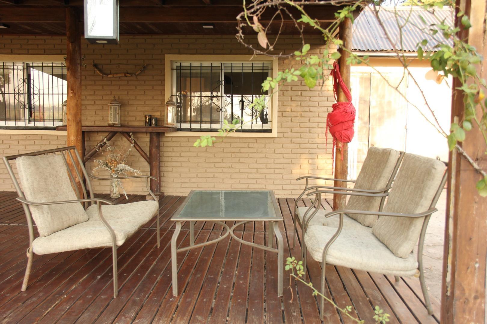 Casa 4 ambientes con 3 baños