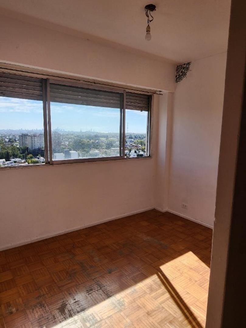 Ramon Franco 6200, Piso 8