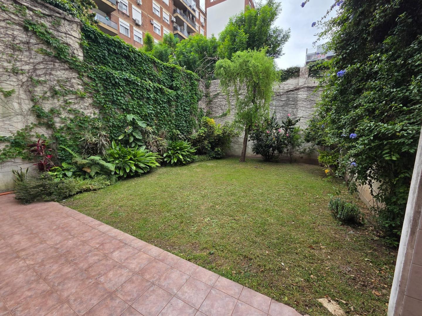 Paraguay 1331 , Piso 00