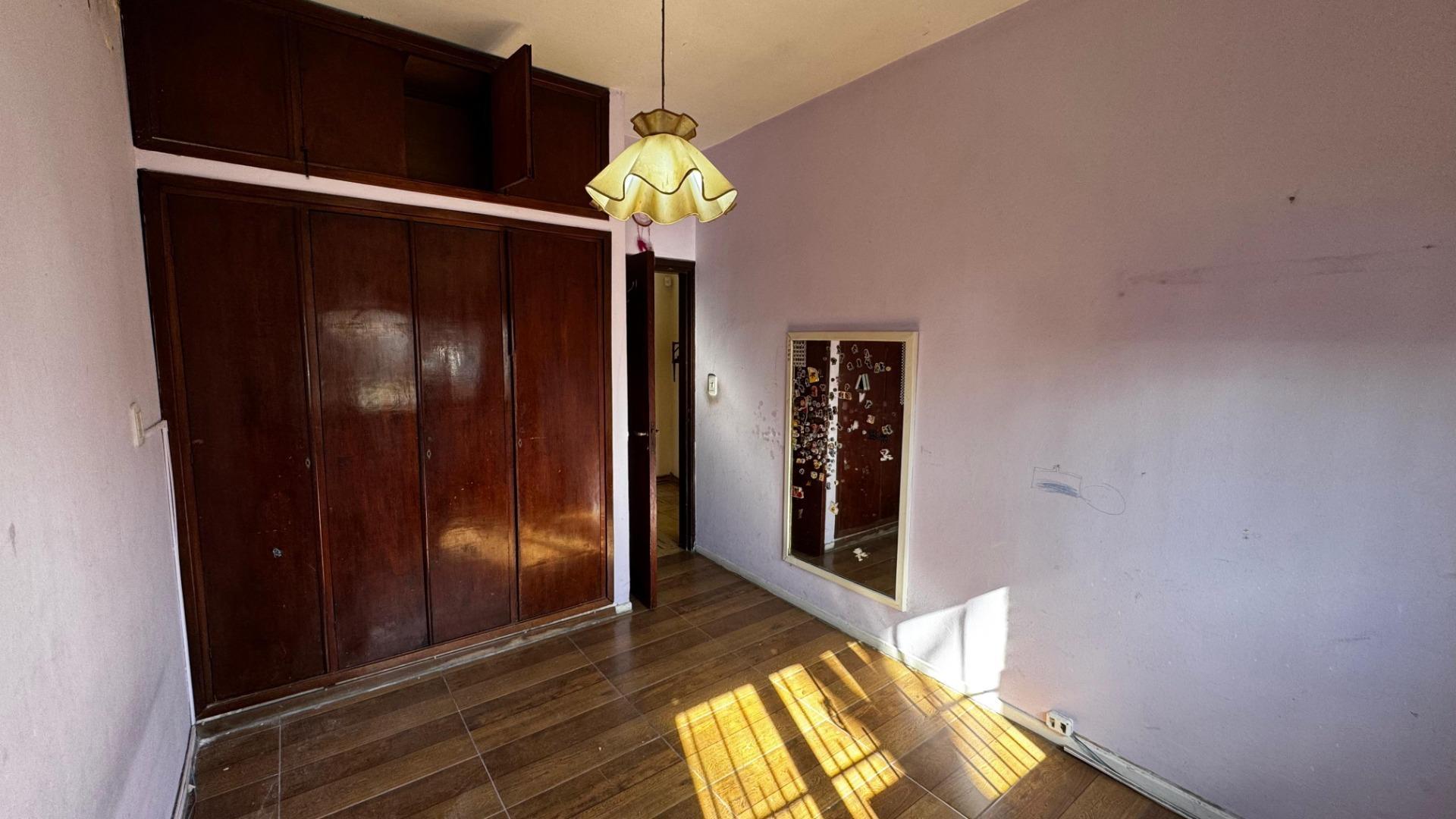 Casa 4 ambientes con 1 baño