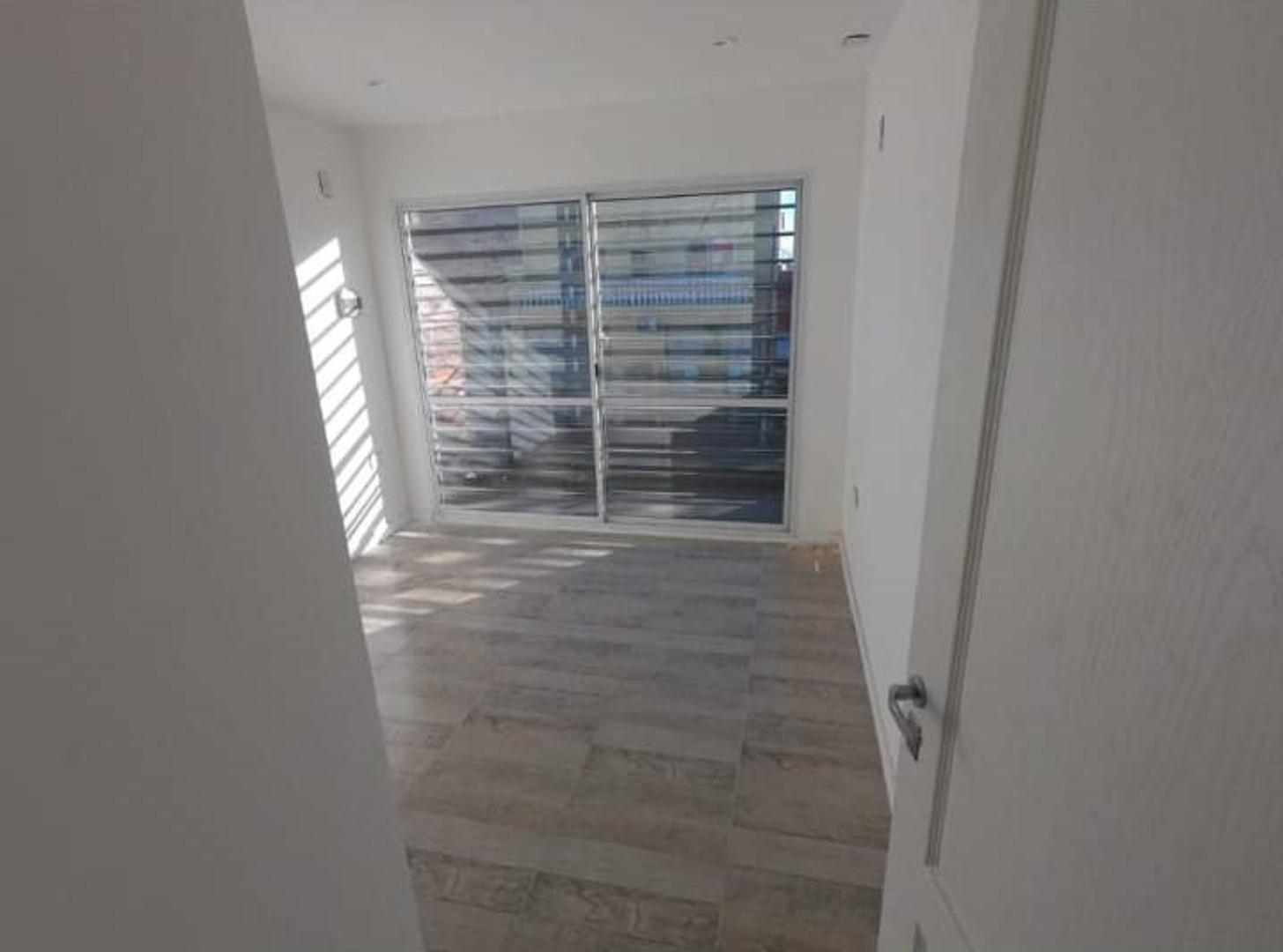 Departamento en Venta en Jose Clemente Paz, USD 40.000