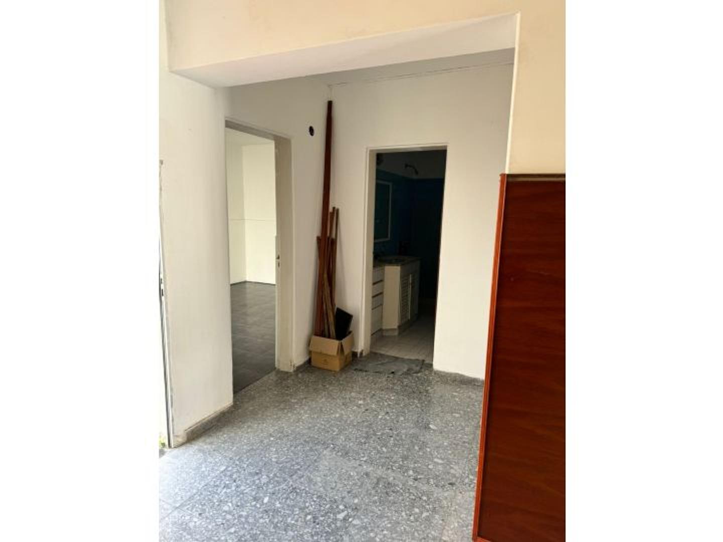 benito perez galdos , Piso 1