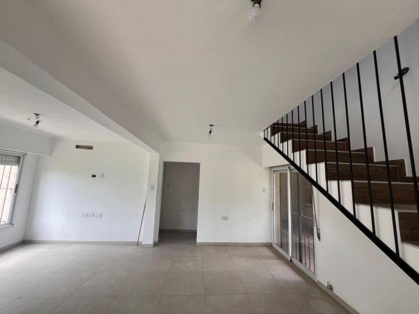 ROLDÁN - LOS OLMOS -  OPORTUNIDAD - A ESTRENAR 3 DORMITORIOS- APTA CREDITO