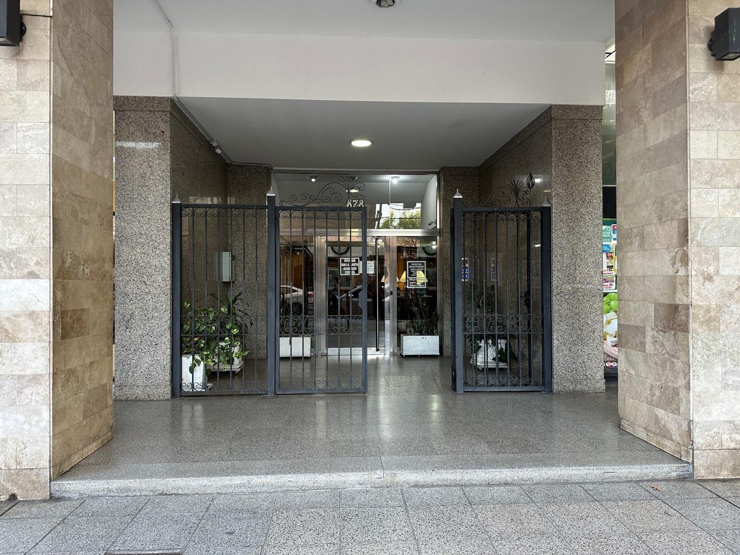 Rómulo Noya 800, Piso 9