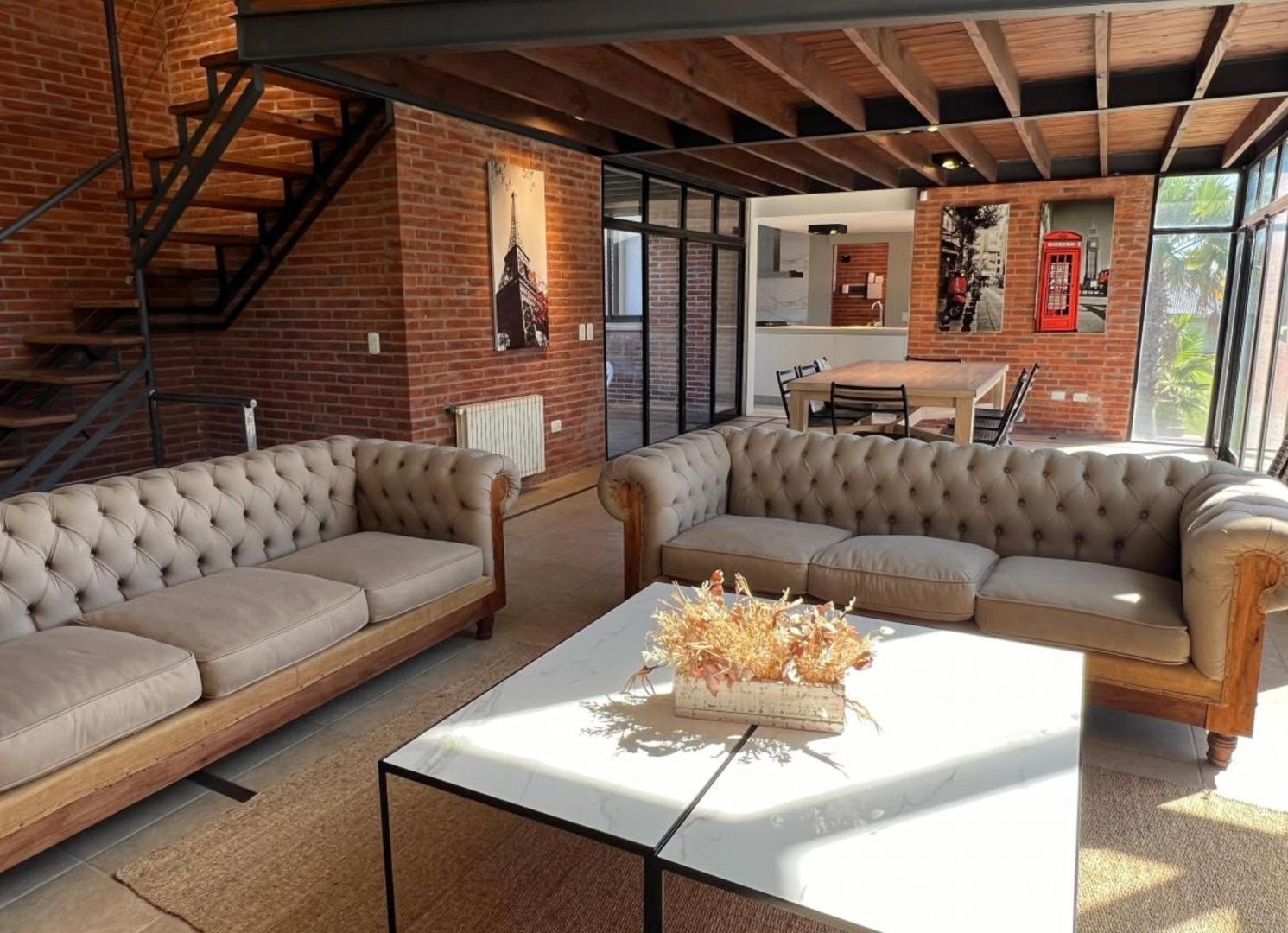 Casa en Venta en Carilo, USD 399.000